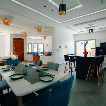 Villa Moderne A 5 Min De La Plage Avec Jardin Et 3 Salons Esauira Exterior foto